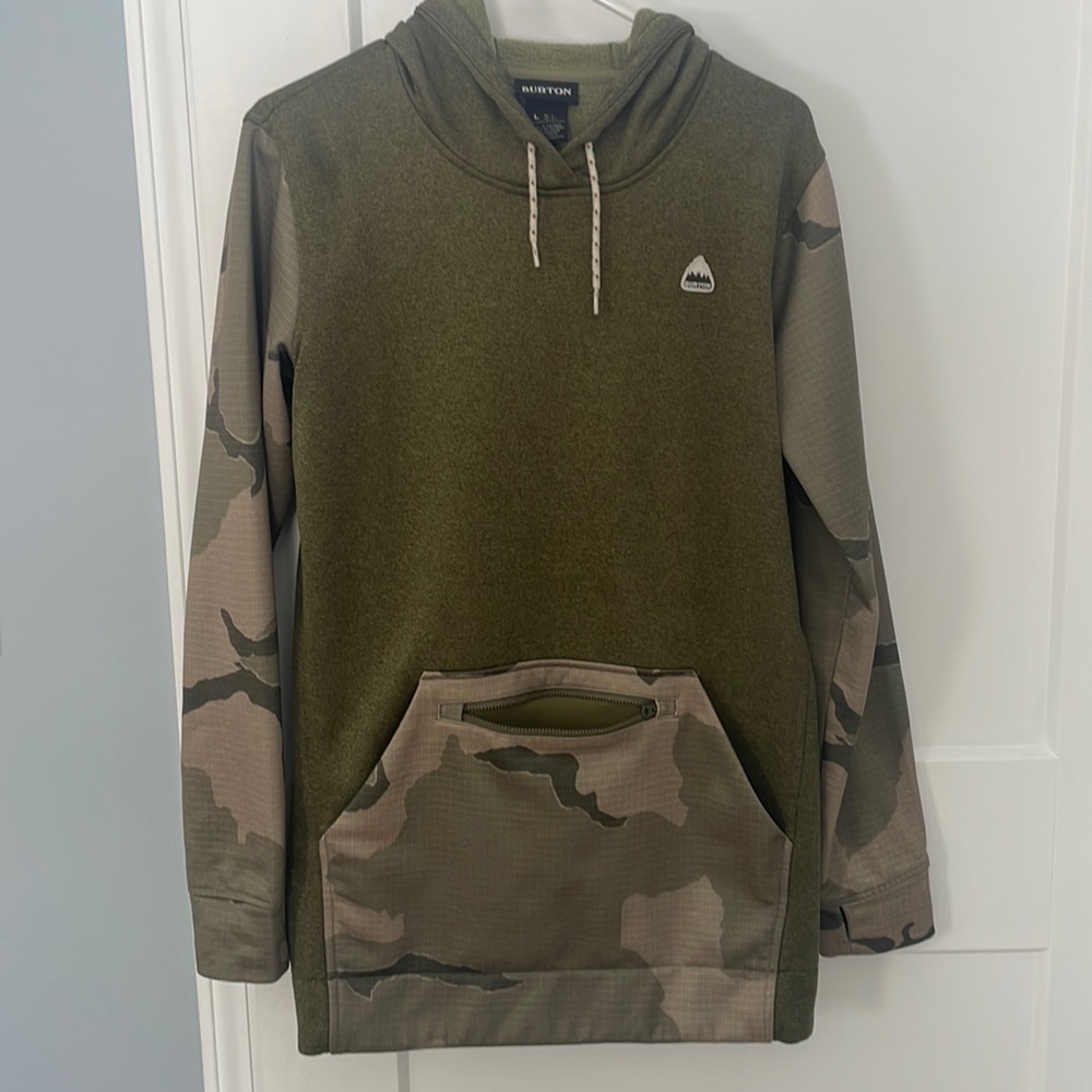 Burton camo hoodie